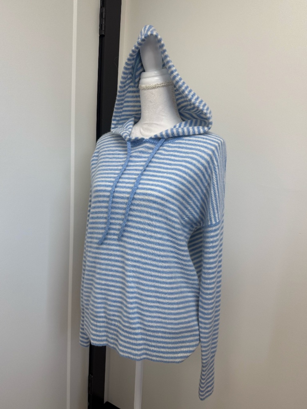 💙 Vineyard Vines Cashmere Striped Pullover Hoodie 💙